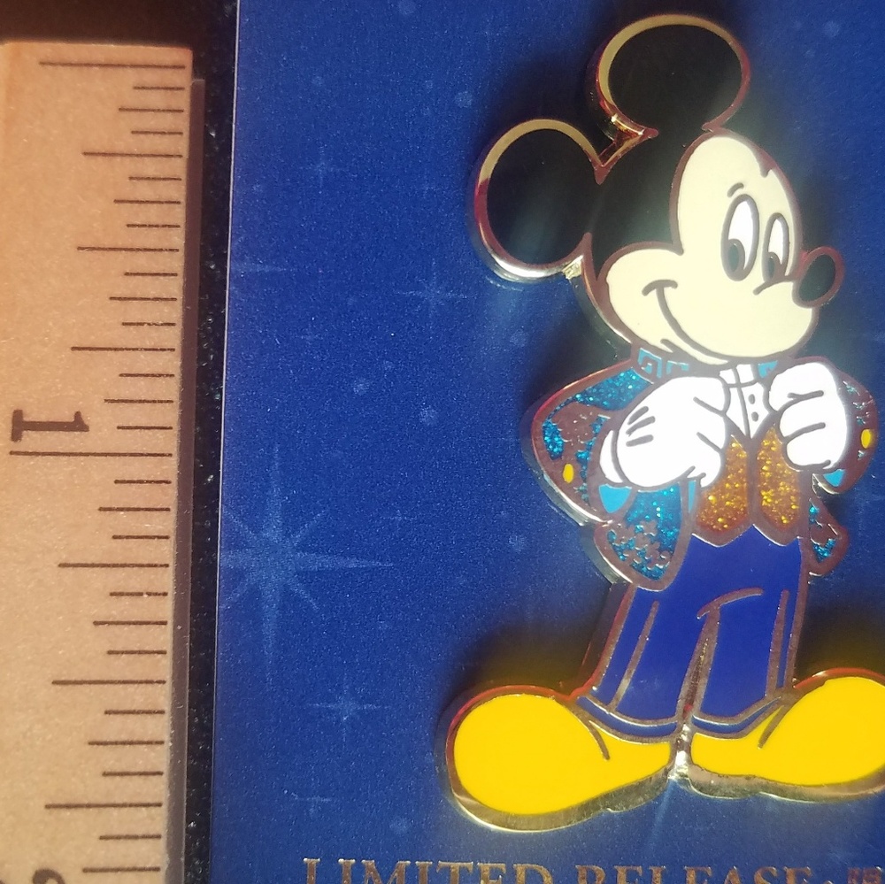 3/$35 Shanghai Disney Grand Opening Mickey Pin - Picture 4 of 4